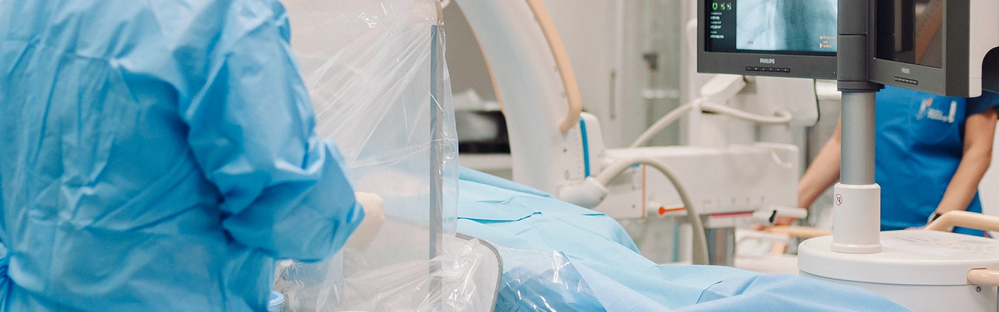 Żylaki powrózka nasiennego. Embolizacja żylna. Klinika Flebologii