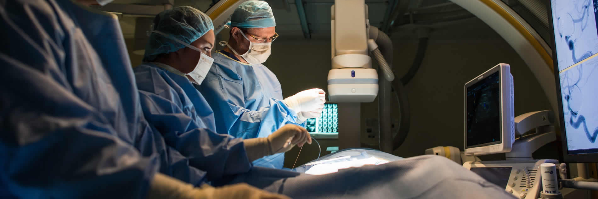 Zabiegi hybrydowe. Klinika Flebologii